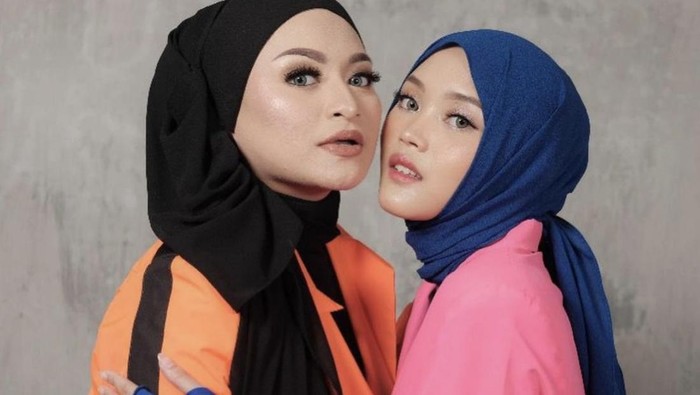 Kedekatan Putri Delina dan Nathalie Holscher