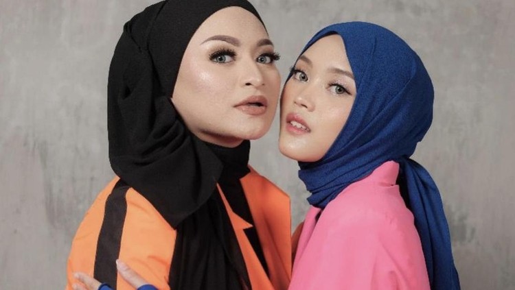 Kedekatan Putri Delina dan Nathalie Holscher
