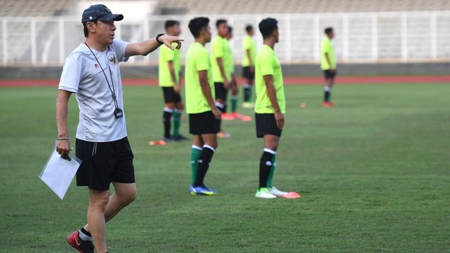 Sejumlah tanda bisa membawa Timnas Indonesia U-19 menang atas Vietnam pada pertandingan pertama Grup A Piala AFF U-19 2022, Sabtu (2/7) malam.