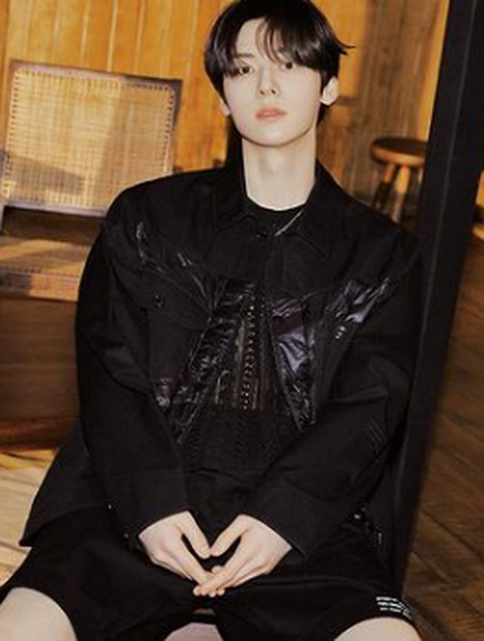 Lewat program tersebut, Minhyun berhasil debut sebagai anggota Wanna One, project group dari Produce 101./ foto: instagram.com/optimushwang