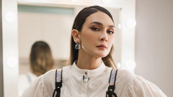 Luna Maya Ceritakan Kesehariannya Agar Sehat dan Awet Muda, Ternyata Ini Rahasianya?