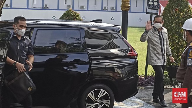 Kejaksaan Agung belum menemukan indikasi penerimaan suap mantan Mendag Muhammad Lutfi dalam kasus korupsi izin ekspor minyak sawit mentah (CPO).