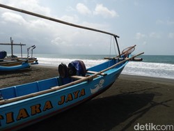 Jeritan Nelayan Pangandaran Usai Kenaikan Harga BBM Subsidi