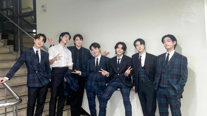 Ada BTS Hingga SECRET NUMBER, Simak Gaya Grup K-Pop di Spot Foto Wajib Music Show!