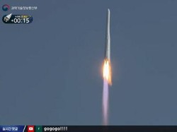 Uji Coba Kedua Peluncuran Roket Luar Angkasa Korea Selatan Berhasil