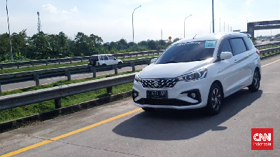 img-title Laku Ratusan Unit, Suzuki Ertiga Mobil Hybrid Terlaris Oktober 2022