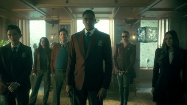 Heboh Gambar Lafaz Allah di Lantai, Netizen Ajak Boikot 'The Umbrella Academy'