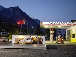 Hotel Ini Nggak Punya Atap dan Dinding, tapi Tarifnya Rp 5 Jutaan