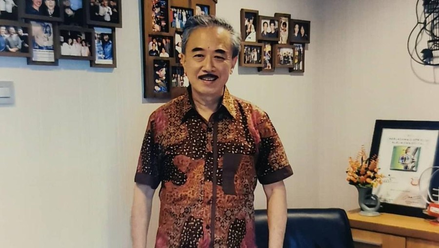 Banyak Lahirkan Penyanyi Indonesia, Jan Djuhana Rilis Buku 'Di Balik Bintang'