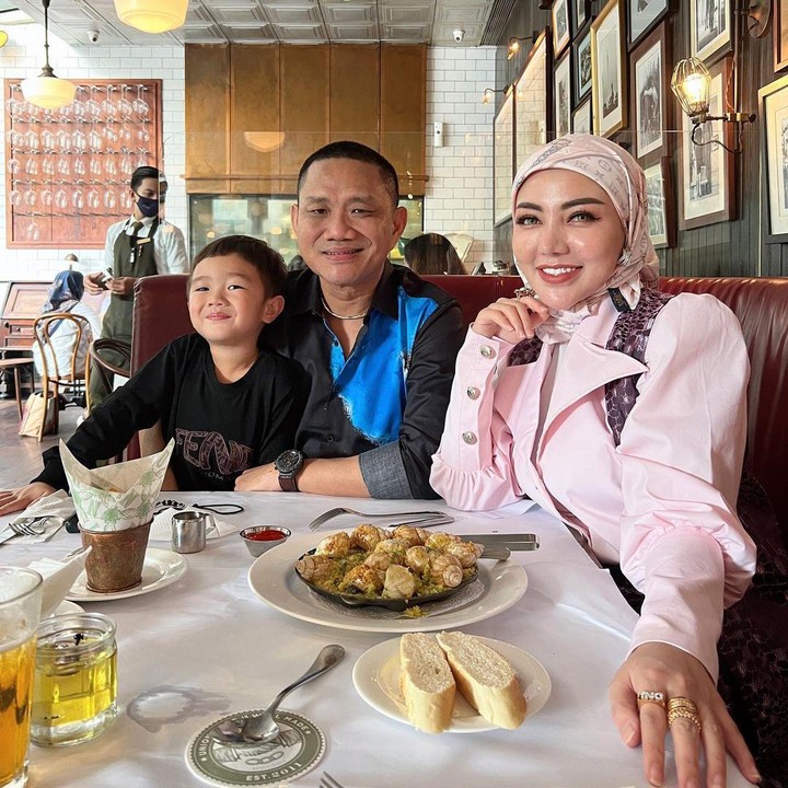 <p>Sebelum menjalani program bayi tabung untuk anak kedua, Bella Shofie dan Daniel Rigan telah dikaruniai anak pertama. Putra mereka yang bernama Danillo itu telah berusia 3 tahun. (Foto: Instagram @bellashofie_rigan)</p>