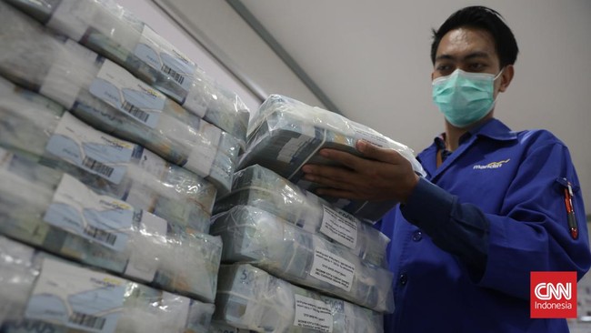 BI menyebut ada sejumlah perbedaan antara uang kertas baru yang diluncurkan Kamis (18/8) dengan uang lama. Berikut daftar perbedaannya.
