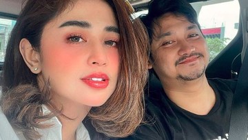ALASAN DEWI PERSSIK CERAI