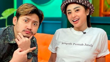MOMEN DEWI PERSSIK DAN SUAMI SEBELUM GUGATAN CERAI