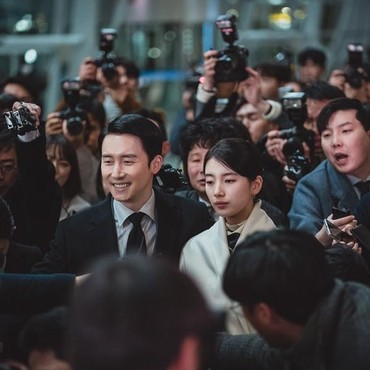 Drama Korea Baru Bae Suzy 'Anna' Dikritik Netizen Tiongkok Gegara Hal Ini