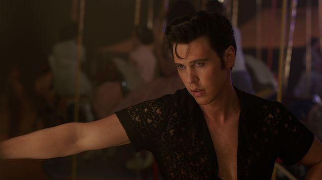 Sinopsis Elvis Sinopsis Elvis mengisahkan perjalanan hidup King of Rock and Roll. Berikut sinopsis Elvis dibintangi Austin Butler.