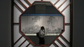 FOTO: Mengintip Isi Museum Istana Beijing di Hong Kong