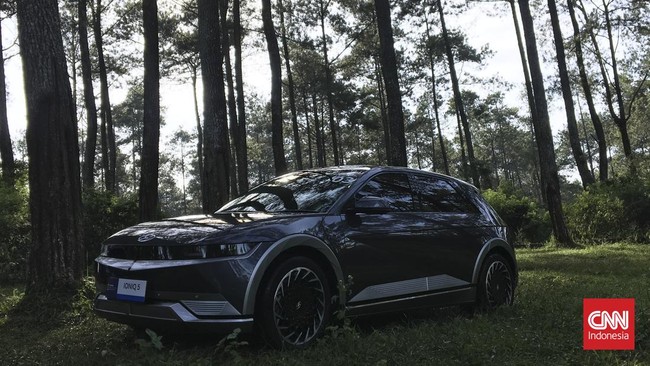 Pemprov DKI menyatakan bakal membeli 21 unit mobil listrik Rp800 jutaan, model yang dipilih belum dikemukakan tetapi mengerucut pada Hyundai Ioniq 5.