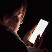 Sederet Kebiasaan Anak Muda yang Bisa Bikin 3 Penyakit Ini Timbul di Usia Senja, Salah Satunya Minum Boba!