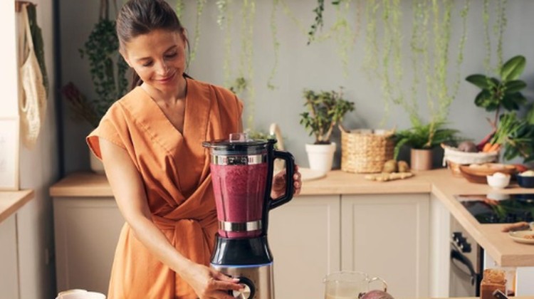 Bunda sedang menjalani diet turun berat badan? Jika iya maka bisa menambahkan menu harian dengan jus untuk menurunkan berat badan dalam seminggu.