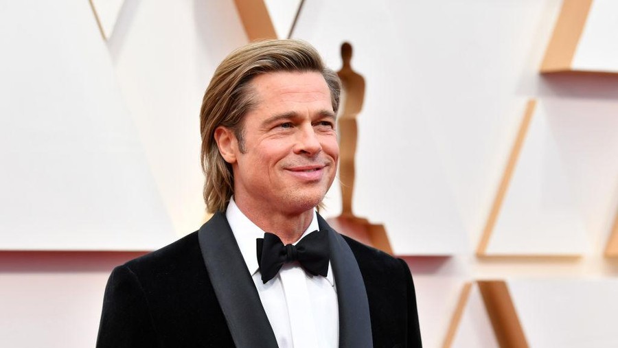 HOLLYWOOD, CALIFORNIA - FEBRUARY 09: Brad Pitt attends the 92nd Annual Academy Awards at Hollywood and Highland on February 09, 2020 in Hollywood, California. (Photo by Amy Sussman/Getty Images)
