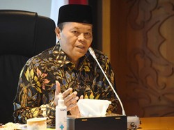 HNW: Perkawinan Beda Agama Tidak Sejalan dengan Konstitusi