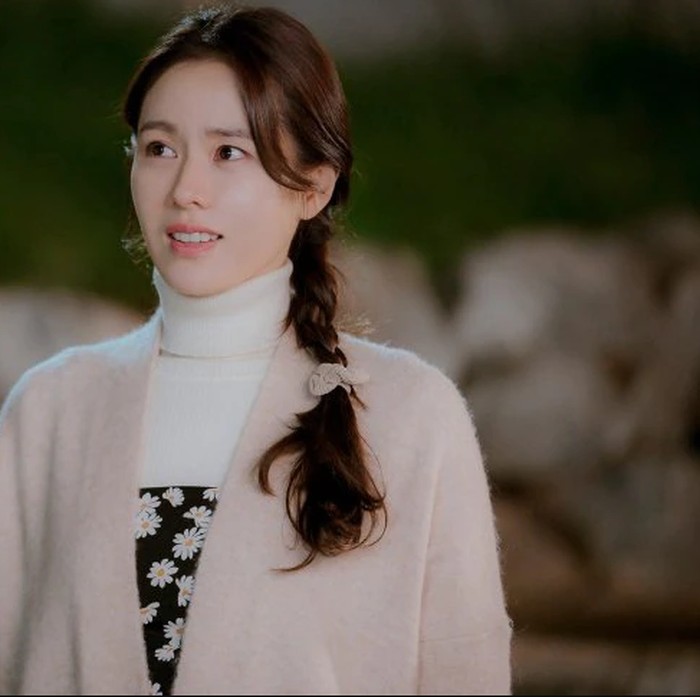 Jangan Pernah Pakai Lipstik Menor di Negara ini, Yuk Cari Tahu Alasannya!