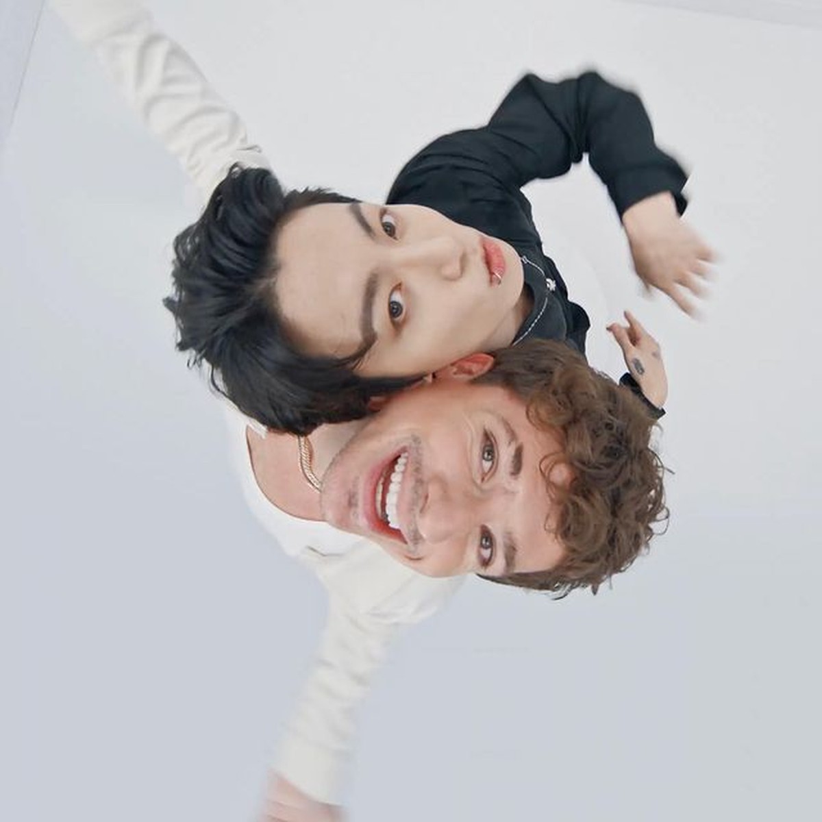 Jungkook BTS dan Charlie Puth