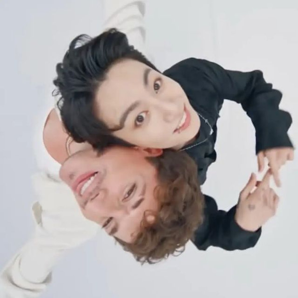 Jungkook BTS dan Charlie Puth