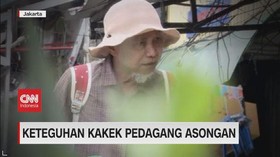 VIDEO: Keteguhan Kakek Pedagang Asongan