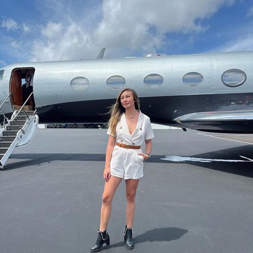 Ternyata Begini Kebiasaan Hidup Lucy Guo Perempuan Terkaya Dunia 2025