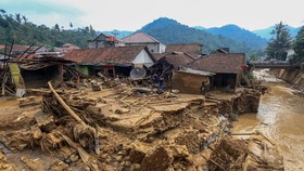 Seribu Warga Terdampak Banjir Bandang di Leuwisadeng Bogor
