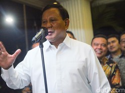 Prabowo Ungkit Kode 8 saat Daftarkan Gerindra ke KPU