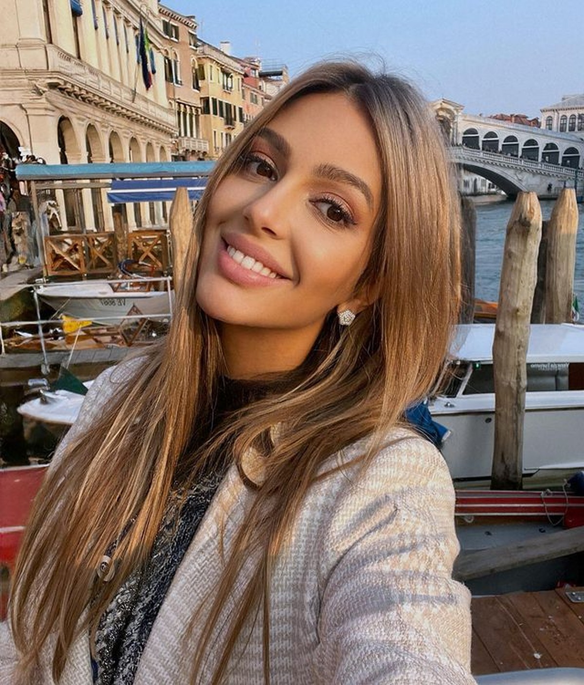 Rihana Oksana Veovodina Miss Moscow 2015