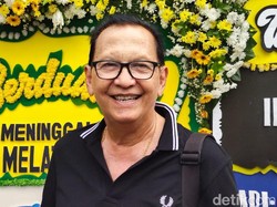 Gading Minta Roy Marten Rahasiakan Rencana Perayaan Natal Tahun Ini