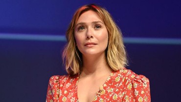 Elizabeth Olsen Diam-diam Sudah Menikah Sebelum Pandemi COVID-19