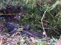 11 Korban Luka Bus Nyungsep Terbaring di RSUD Sumedang