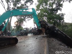 15 Ambulans Jemput Pulang Korban Laka Bus Maut di Tasikmalaya