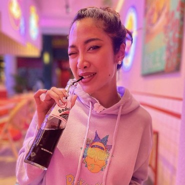 Aksi Panggungnya Dinilai Coreng Budaya Kota Palu, Widi Vierratale Dilaporkan