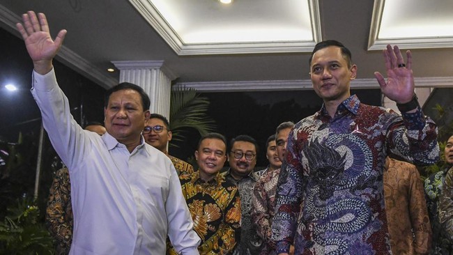 Waketum Partai Gerindra Habiburokhman menyatakan partainya terbuka dan siap menerima Partai Demokrat untuk bergabung bersama Koalisi Indonesia Maju (KIM).