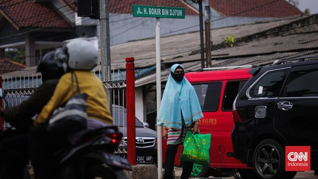 Warga DKI Jakarta harus membuat KTP, kartu keluarga (KK), dan Kartu Identitas Anak (KIA) imbas perubahan nama 22 jalan.