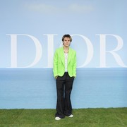 Dari Cruz Beckham hingga Justin Timberlake, Simak Gaya Modis dan Tampan Para Selebriti di Fashion Show Dior Men