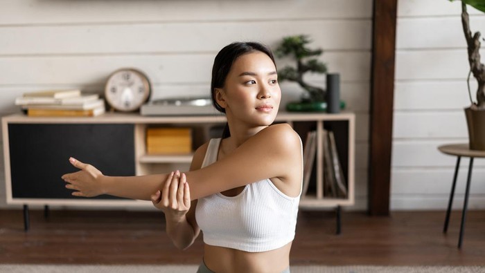 4 Jenis Olahraga yang Bantu Ratakan Perut Buncit Sekaligus Bikin Awet Muda, Tertarik Coba? 4 Jenis Olahraga yang Bantu Ratakan Perut Buncit Sekaligus Bikin Awet Muda, Tertarik Coba?