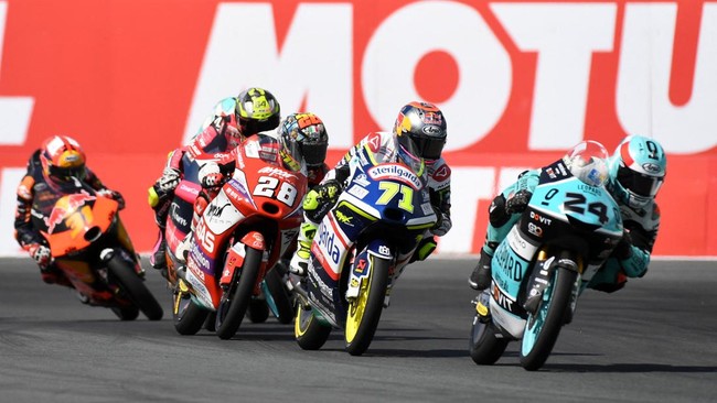 Ayumu Sasaki meraih kemenangan luar biasa setelah menjadi juara Moto3 Belanda 2022 di Sirkuit Assen, Minggu (26/7).