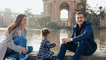 GAYA PARENTING RAISA DAN SUAMI