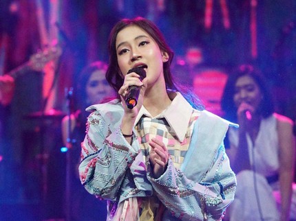 7 Potret Keisya Levronka, Penyanyi 19 Th yang Viral karena Fals Nyanyikan Lagu Sendiri