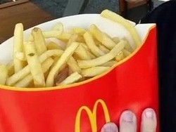 Wow! Kentang Goreng McDonalds Porsi Terbesar di Dunia Ada di Sini