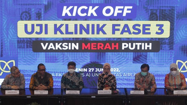 Terdapat 4.005 subjek mengikuti uji klinis fase 3 vaksin Merah Putih. Mereka terbagi tiga kelompok, yakni satu kelompok kontrol dan dua kelompok perlakuan.