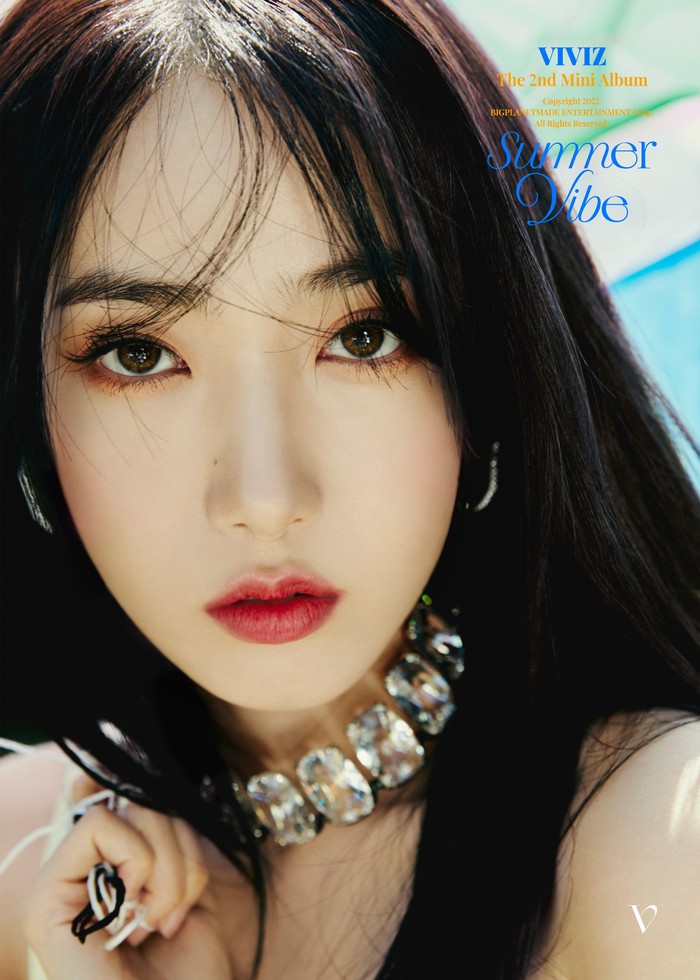 Pada comeback kali ini, salah satu member VIVIZ yakni Sinb mengatakan bahwa dia menyukai lagu Flashback juga Dance yang menjadi salah satu lagu di comeback kali ini./ Foto: twitter.com/VIVIZ_Official