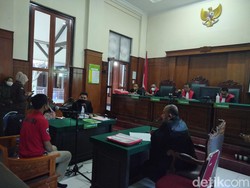 Terdakwa Pemalsu Sertifikat Vaksin Blak-blakan Soal Kasusnya, Begini Kisahnya