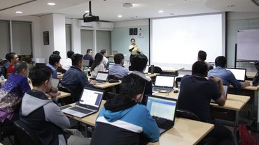 img-title 10 Jurusan Kuliah yang Punya Peluang Gaji Menjanjikan Bagi Lulusannya